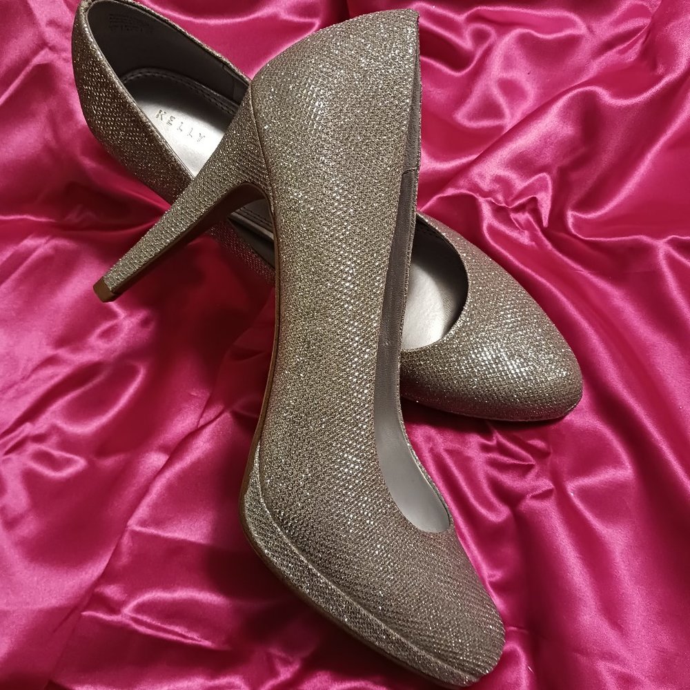 Kelly & Katie Nightengale Platform Pump (EUC)